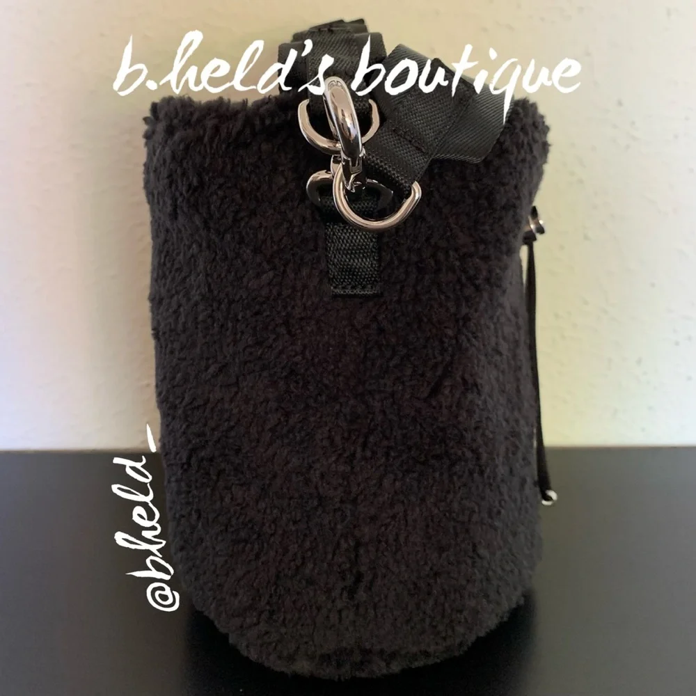 lululemon Crossbody Bucket Bag *Fleece 2.5L in Black One Size Brand New NWT